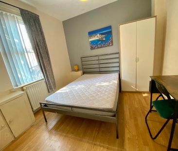 Donegall Road, Room1, All Utility Bills Included, Belfast, BT12 5NB - Photo 3
