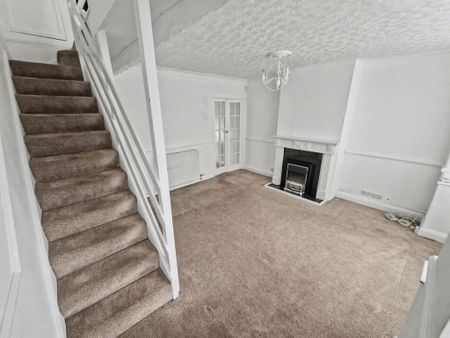 2 bedroom semi-detached house to rent - Photo 4