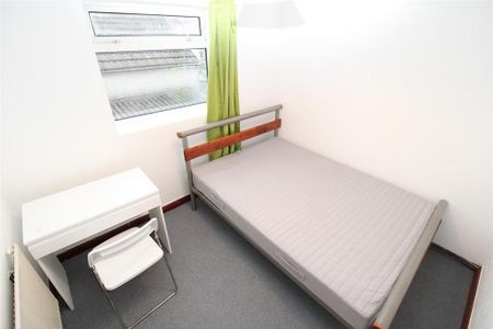 4 bedroom house to rent - Photo 4