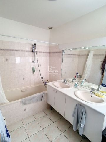 Location Maison 4 pièces 84m² - Photo 5