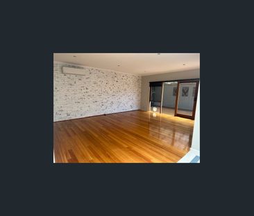 Modern Family Home in Prime Location - Photo 4