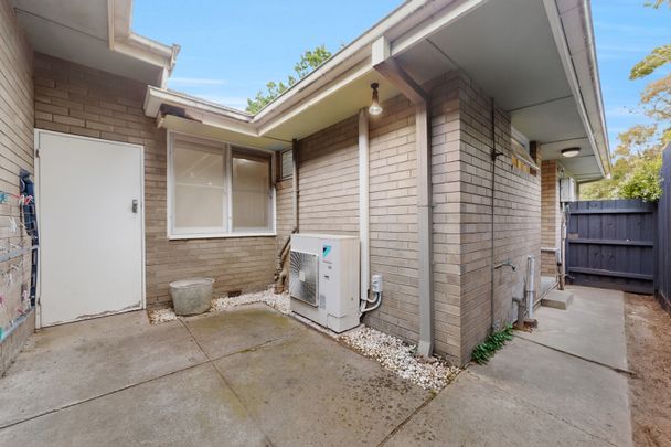 1/11 Allenby Road, Canterbury VIC 3126 - House For Rent | Domain - Photo 1