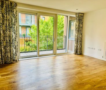 1 Bed Flat, Johnson Court, SE9 - Photo 2