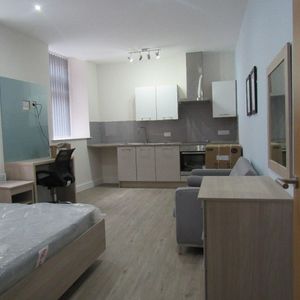 Winckley Square, Flat 07, PRESTON, Lancashire PR1 3JQ - Photo 2
