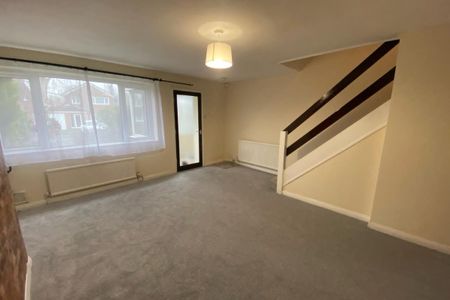 Sunningdale Avenue - Photo 2