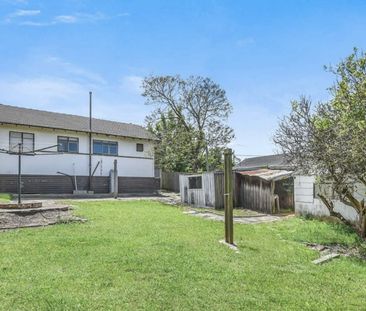 33 ash street Doveton 3177 - Photo 5