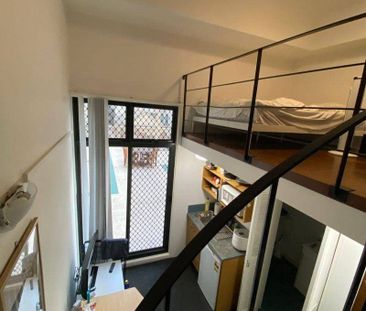 Impeccable, Fresh & Furnished apartment with Private Internal Court... - Photo 2