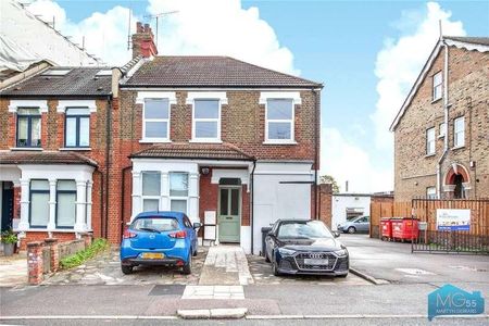 Beaconsfield Road, Friern Barnet, London, N11 - Photo 2