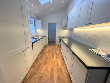 2 Jocelyn Gardens, Woodstock Road, Belfast, BT6 9BA - Photo 5