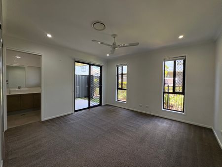 Trendy Townhouse Designed With A New York Warehouse Feel - Photo 5