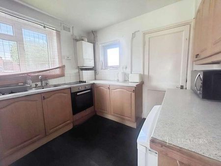 Hewell Avenue, Bromsgrove, Worcestershire, B60 - Photo 5