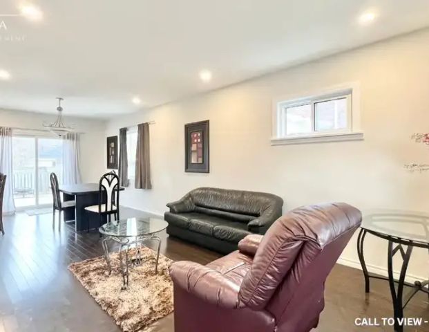 1-104 Conant St, Oshawa, Ontario L1H 3R6 | 104 Conant Street, Oshawa - Photo 1