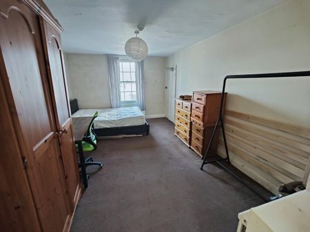 1 bedroom property with land to rent - Photo 3