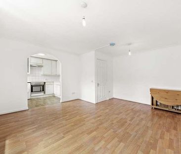 Cornwallis Square, Cornwallis Road, Archway, N19 - Photo 1