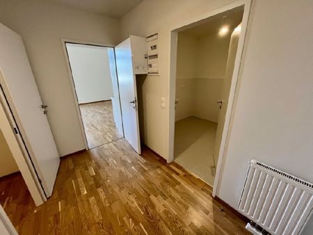 Geräumige 2-Zimmer-Wohnung - toller Zustand - Photo 4