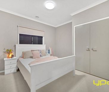 9 Avonbury Circuit, CRANBOURNE WEST - Photo 3