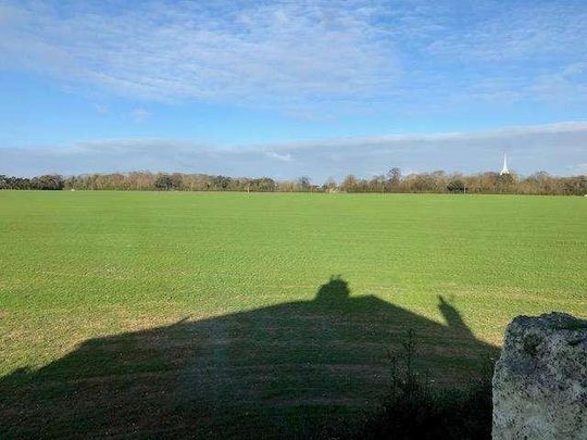 Margate Hill, Acol, Birchington, CT7 - Photo 1