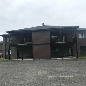 4 1/2 à louer Bromptonville (Libre immédiatement) - Photo 2