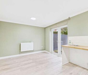 Keats Close, Thetford, IP24 - Photo 3