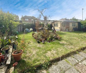 Field Way, CB1 - Photo 2