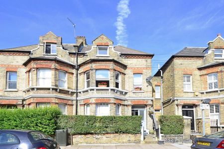 3 bedroom flat to rent - Photo 2