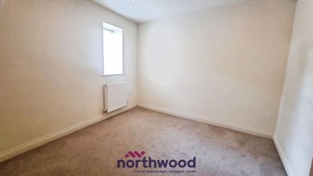 2 bedroom flat to rent - Photo 3