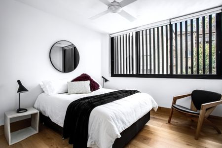 Unfurnished Two Bedroom Apartment with Parking - Photo 2