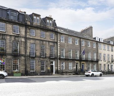 Queen Street - Photo 1