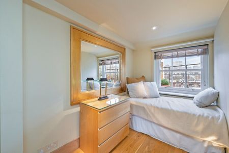 3 bedroom conversion flat with 1 reception and 2 bathrooms in Hyde Park, W2 - Photo 5