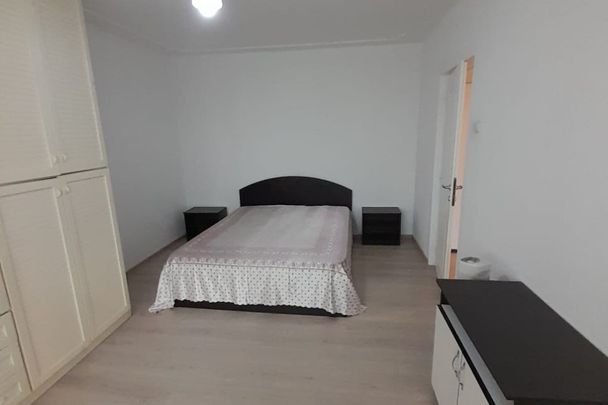 Apartament de inchiriat 2 camere Alexandru cel Bun - Photo 1