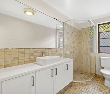 Low maintenance living in the heart of Victoria Park! - Photo 6