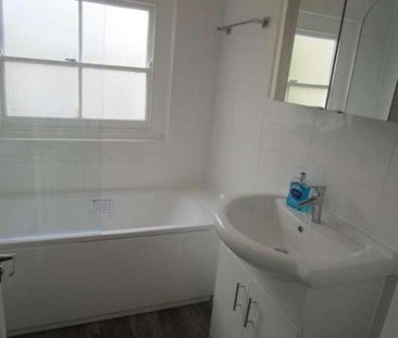 Tff Capel Terrace, Southend On Sea, SS1 - Photo 6