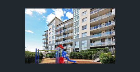 Spacious Modern Apartment 2 Beds + Study | As 3 beds - Photo 5