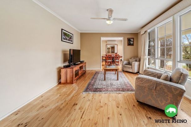 6 McInnes Street, Queanbeyan - Photo 1