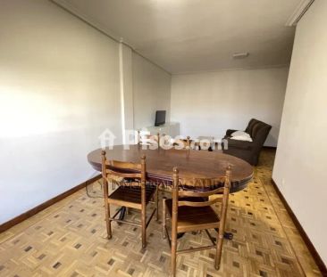 Piso en alquiler en Centro - Photo 2