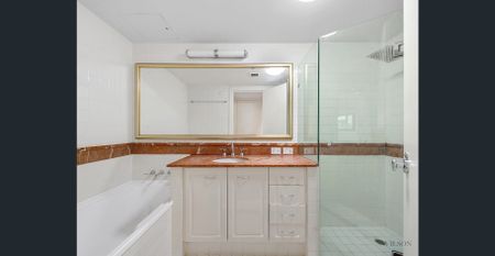 Spacious One-Bedroom Apartment with Exceptional Views – Quay West Brisbane - Photo 4