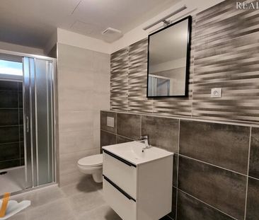 Byt 1+kk s prostornou terasou a garáží o celkové ploše 66 m², lokal... - Fotografie 1