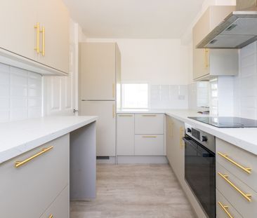 Wakefield Crescent, Standish, WN6 0AU - Photo 5