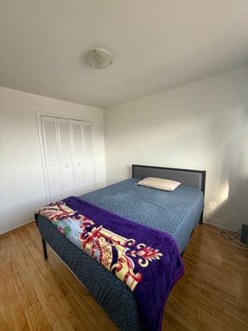 Maison à étages à louer - Laval (Chomedey) (Autres) - Photo 2