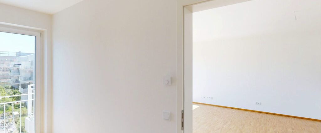 Kronsgärten: 2-Zimmer-Wohnung mit Einbauküche zu vermieten - Photo 1