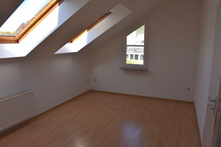 Großzügige Doppelhaushälfte inkl. Einliegerwohnung in ruhiger Lage von Stuttgart-Plieningen - Photo 4