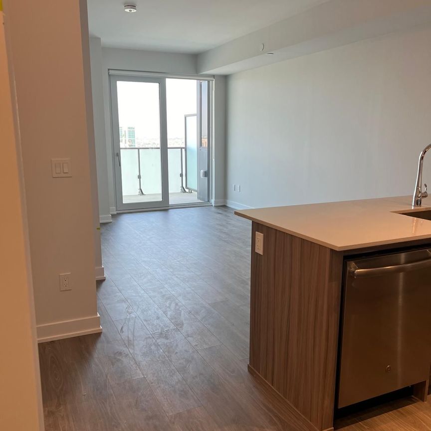 For Lease - 4130 Parkside Village Drive Unit# 2302, Mississauga, Ontario - Photo 1