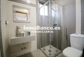 3 bedroom luxury Villa for rent in Chiva, Spain