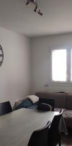Location Appartement 3 pièces 49m² MONDEVILLE 14120 - Photo 1