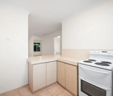 26/2 Pinewood Avenue, Kardinya WA 6163 - Photo 2