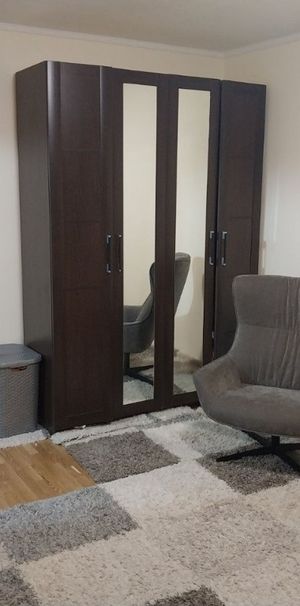 Garsoniera de inxhiriat in zona Berceni Cartier Solar - Fotografie 1