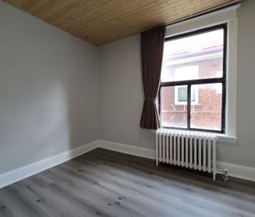 For Lease - 250 Sixth Street Unit# 4, Toronto, Ontario - Photo 2