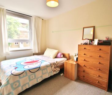 More Close, St Paul's Court, Hammersmith, London, W14 - Photo 6