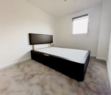 2 Bed 1 Bath - Photo 3