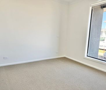 For Lease- Family Home in Manor Lakes - Photo 5